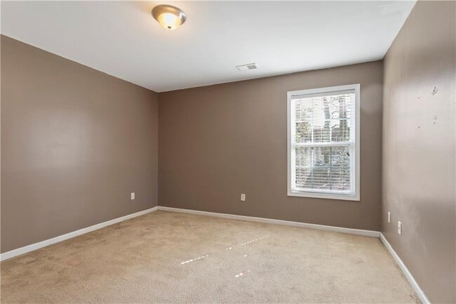 Building Photo - 177 Hollinger Way