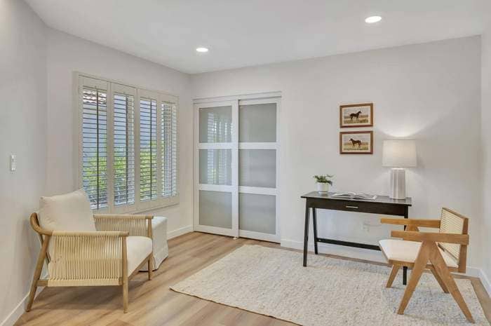 Building Photo - 12880 Circulo Dardo