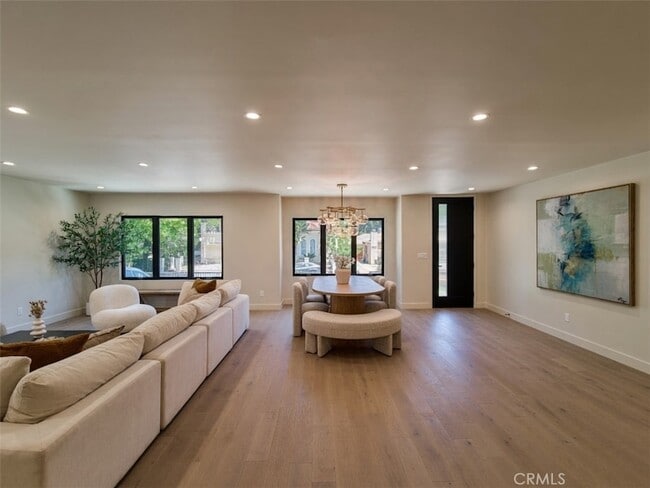 Building Photo - 4819 Genesta Ave