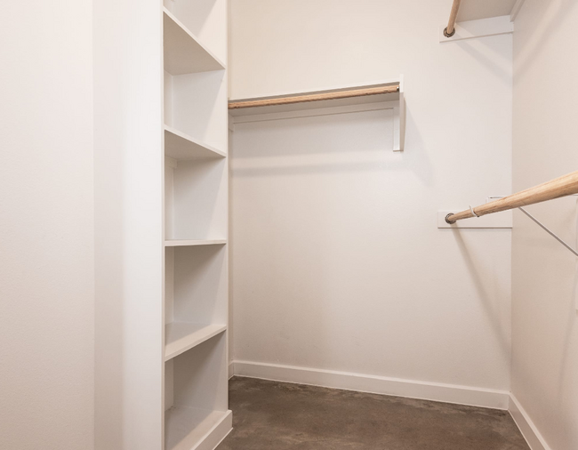 Building Photo - 5600 Madrone