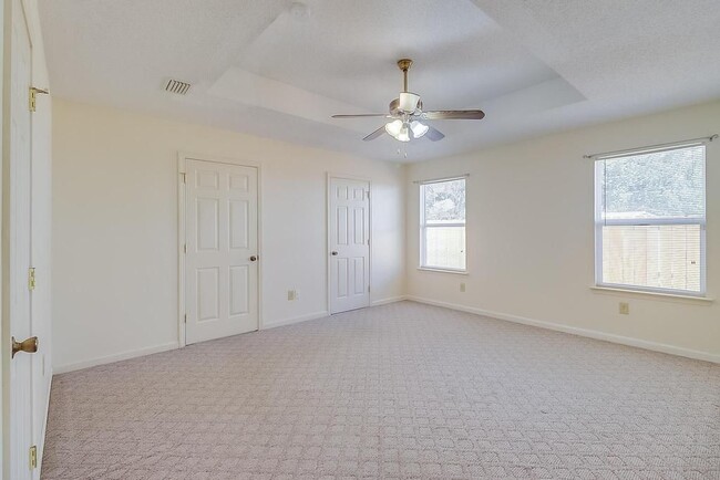 Building Photo - 395 Grubbs Ave
