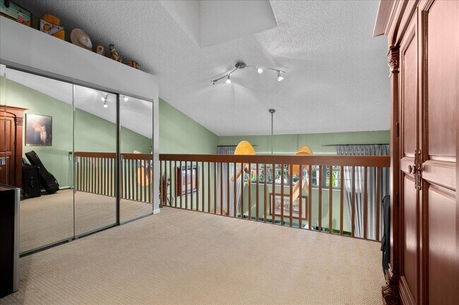 Building Photo - 2379 Treasure Isle Dr