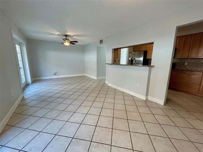 Building Photo - 5850 Cypress Gardens Blvd