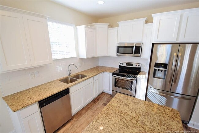 Building Photo - 154 Heatherwood Dr