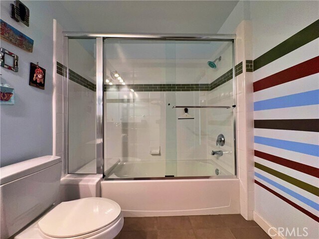 Building Photo - 400 W Ocean Blvd