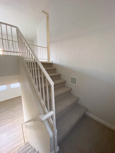 Building Photo - 8370 W Melinda Ln