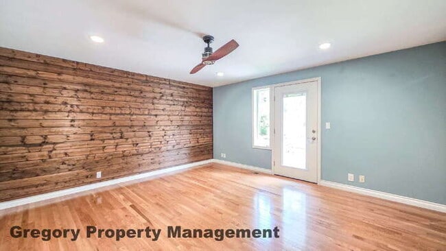 Building Photo - First Time Rental! Newly Remodeled 3bed 2bath Super clean home in top condition. Just under 1 acr...