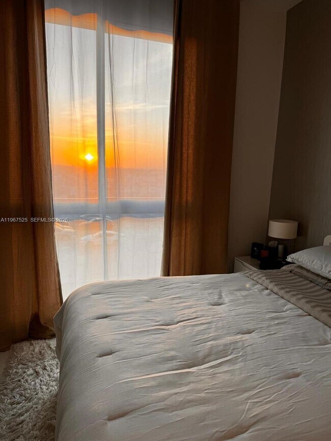 Building Photo - 7875 NW 107th Ave