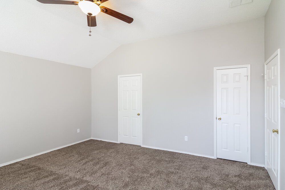 Building Photo - 816 Parker Dr