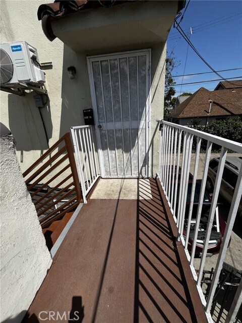 Building Photo - 4518 Normandie Ave