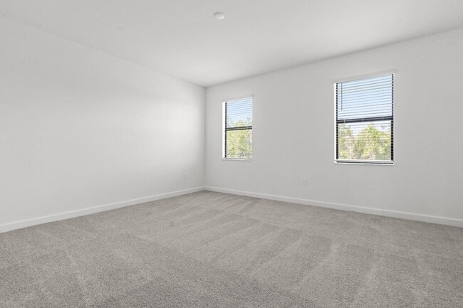 Building Photo - 14156 Gardeners Wy