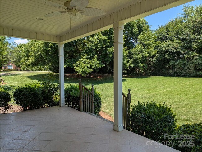 Building Photo - 103 Hickory Hill Rd