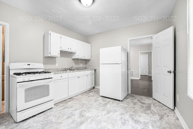 Building Photo - 1772 Bolling Ave