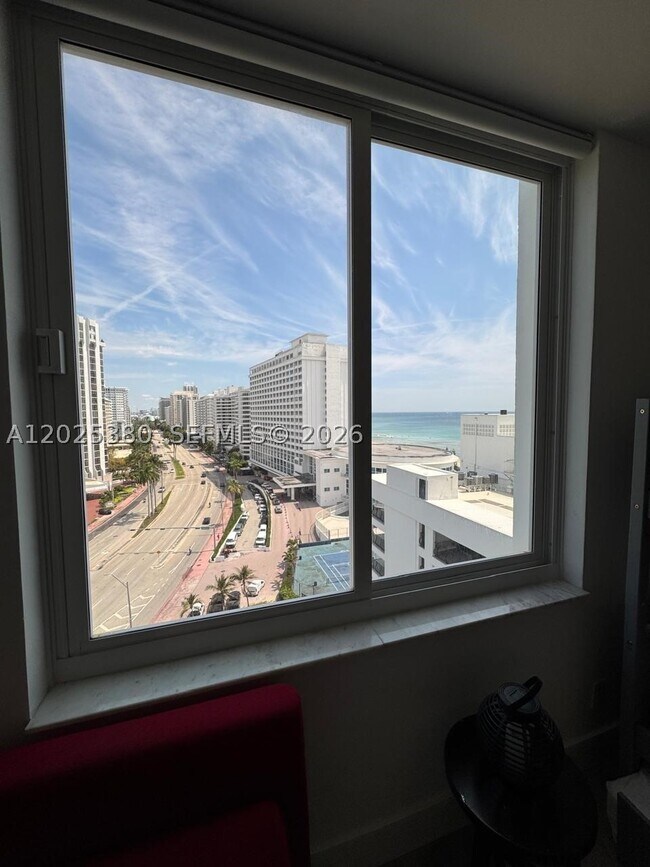 Building Photo - 5401 Collins Ave