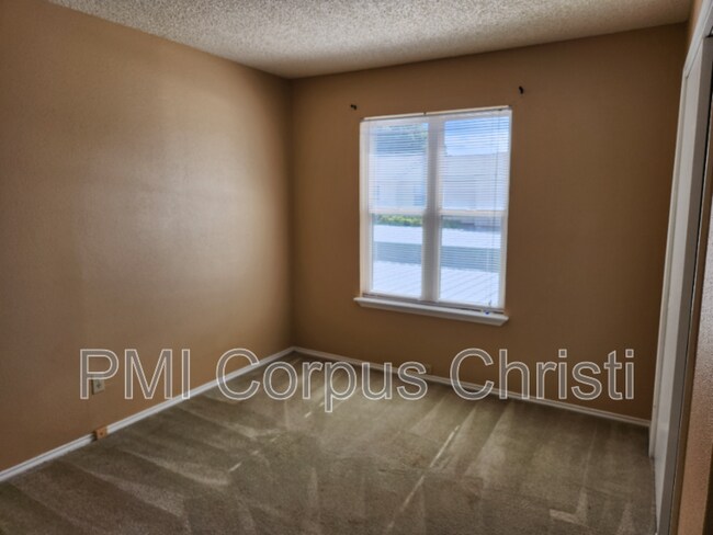 Building Photo - 6702 Everhart Rd