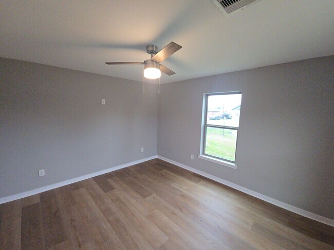 Building Photo - 3118 Memel St