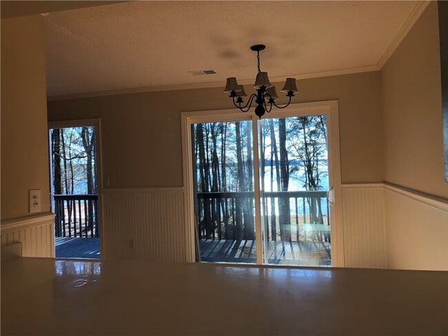 Building Photo - 10C Hartwell Villas