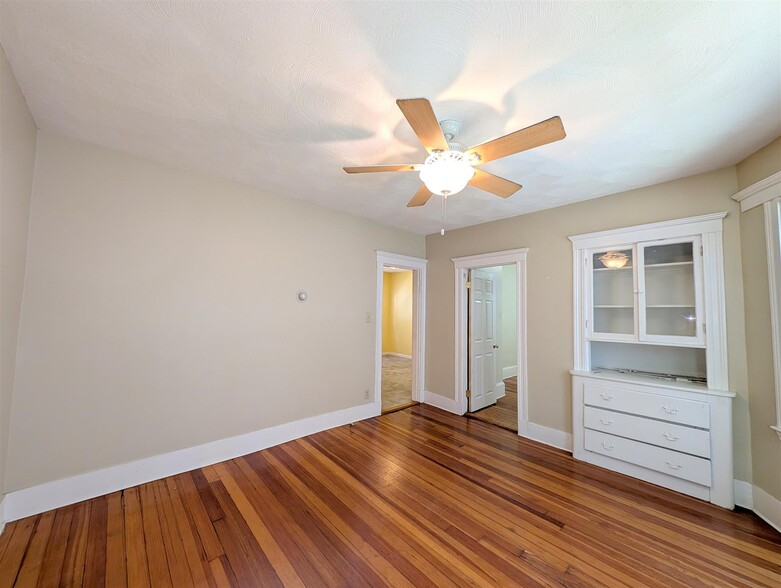 Building Photo - 79 Conwell Ave