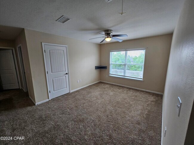 Building Photo - 4707 Windsor Park Ln