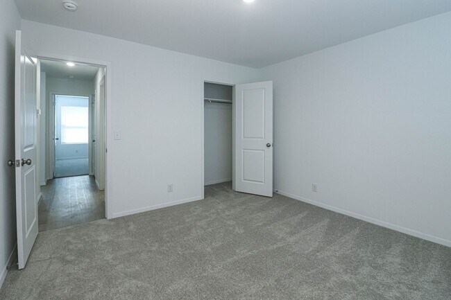 Building Photo - 3122 S. 15 Place