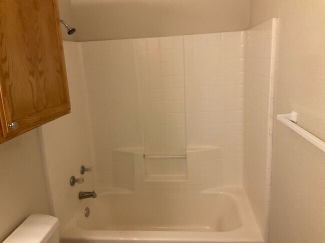 Building Photo - 800-804 Quarter Horse Trail