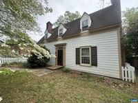 Building Photo - 1804 Chelsea Dr