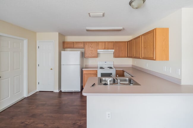Building Photo - 511 Paulling Dr