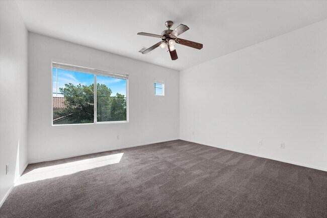 Building Photo - 3329 Autumn Veil St