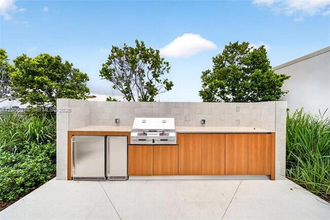 Building Photo - 1176 97th St