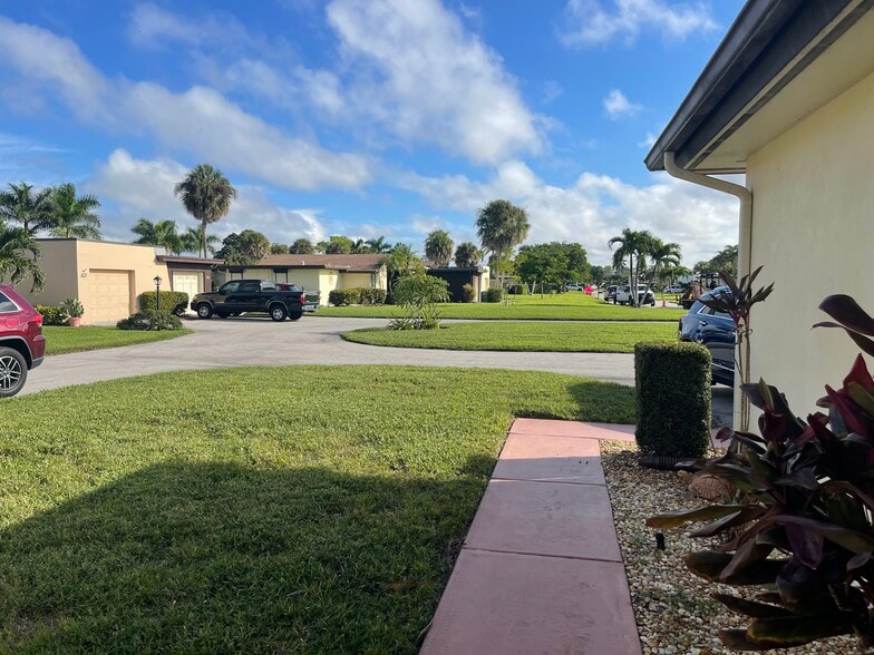 Building Photo - 3850 Estero Bay Ln