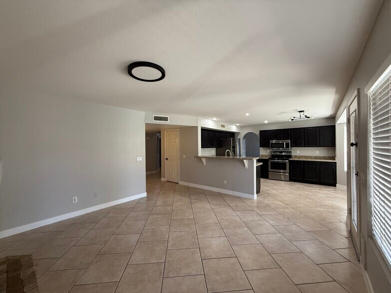 Back living room - 6629 E Preston St