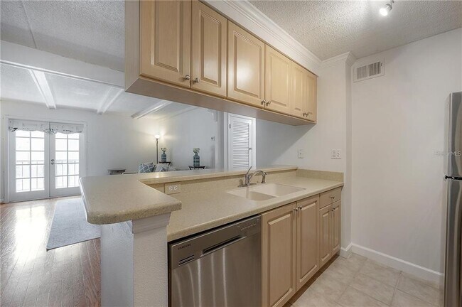 Building Photo - 107 S Obrien St