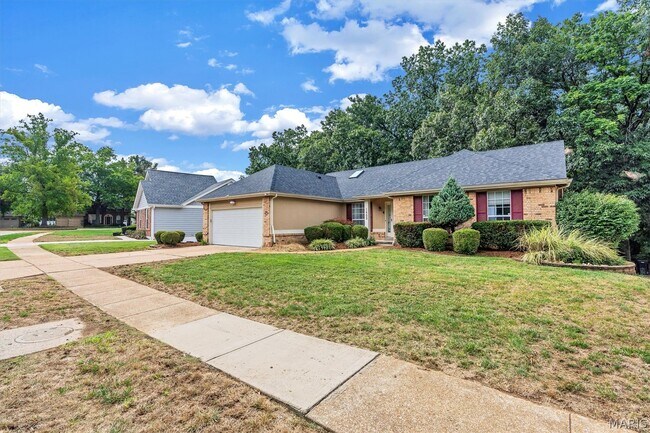 Building Photo - 1409 Oakhall Manor Ct