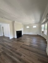 Building Photo - 3265 E Overlook Rd