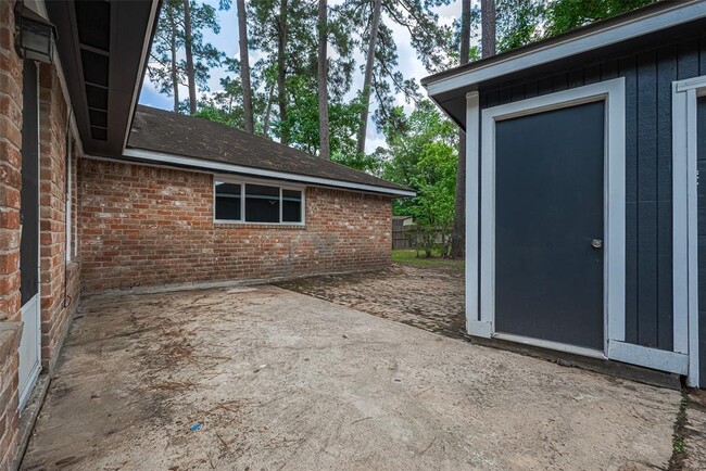 Building Photo - 25303 Lynbriar Ln