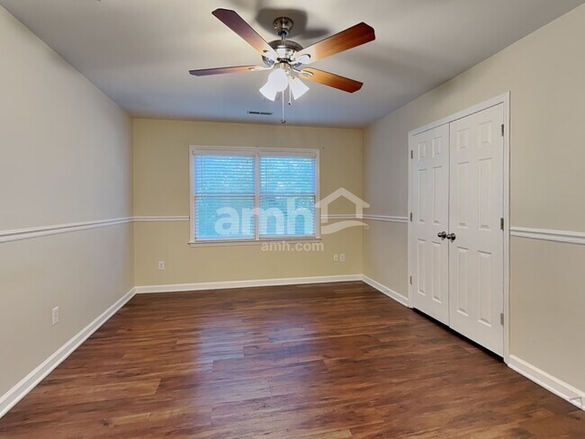 Building Photo - 6112 Glenridge Ct