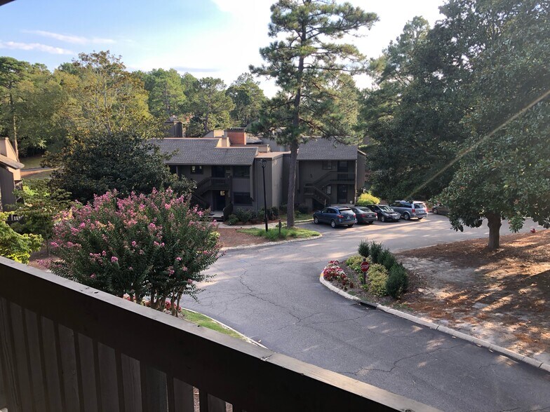 Building Photo - 250 Sugar Gum Ln