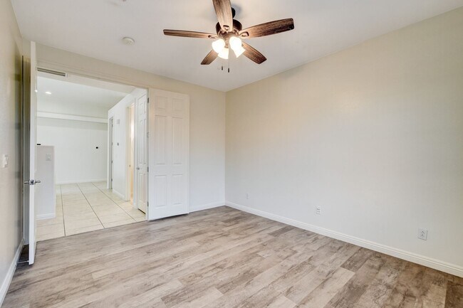 Building Photo - Single Family Home on 20k SQFT Lot in Gated Community