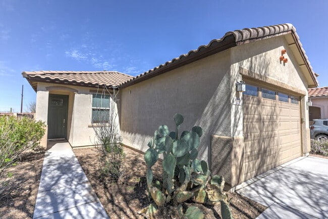 Building Photo - Northern Rancho Sahuarita