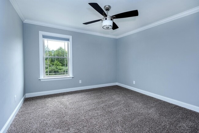 Building Photo - 514 Sapphire Dr