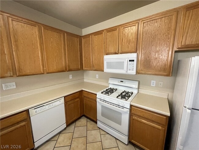 Building Photo - 5947 Silver Trace Ct