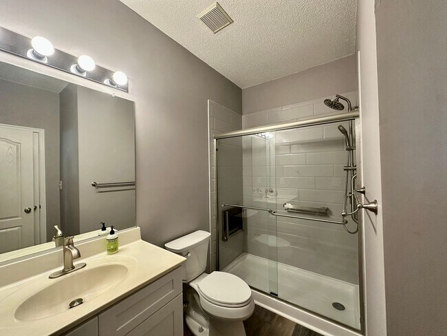 Building Photo - 1504 Sawgrass Ln
