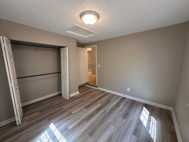 Building Photo - Charming 2 Bed 1 Bath Home In Nashville
