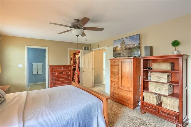Building Photo - 391 Marshall Heights Dr