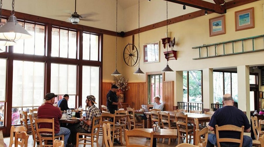 Coral Tree Cafe - 11970 Montana Ave