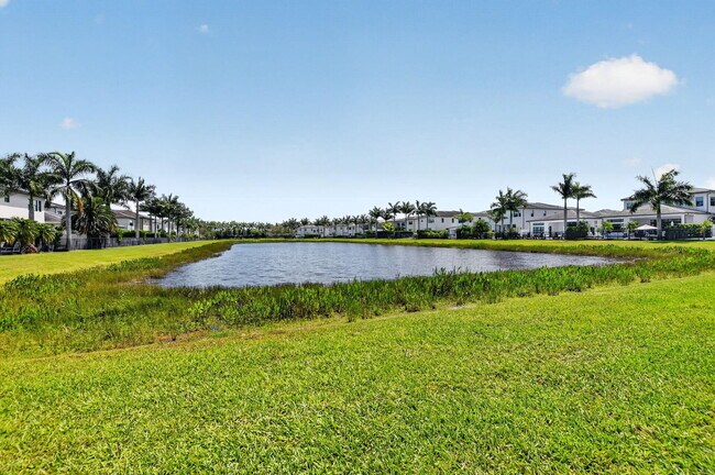 Building Photo - 17358 Santaluce Mnr