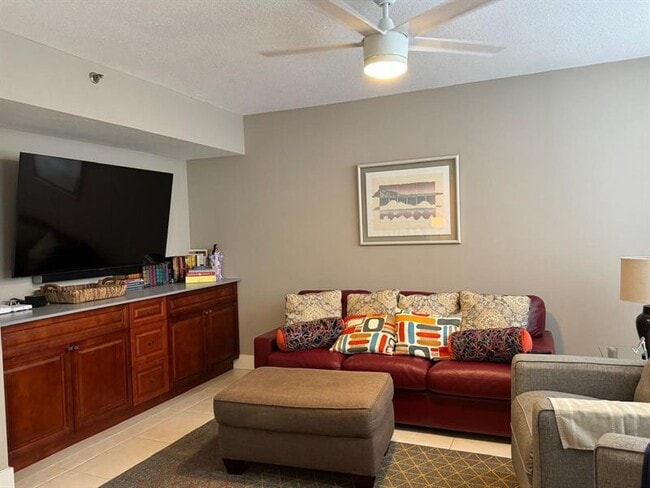 Building Photo - 3510 Oaks Way