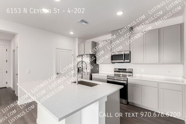 Building Photo - 6153 N Ceylon St