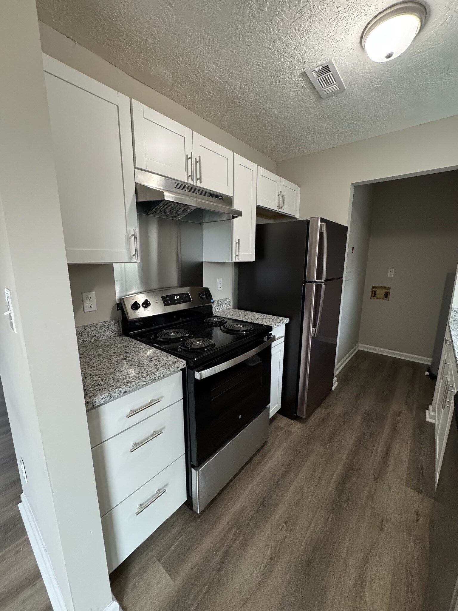 Building Photo - 2114 Vandivere Rd