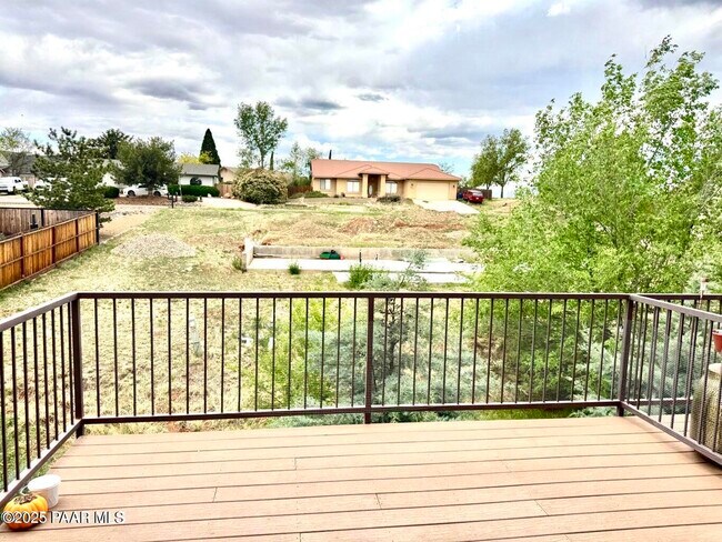 Building Photo - 9545 E Magma Dr